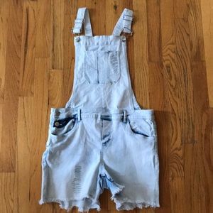 Calvin Klein Overall shorts